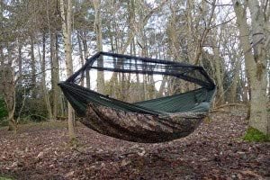 DD Hammocks Underblanket - Lightweight Portable Camouflage Underquilt for Outdoor Hammock Camping Multi-Season Adventures Suitable to 23 Degrees Fahrenheit