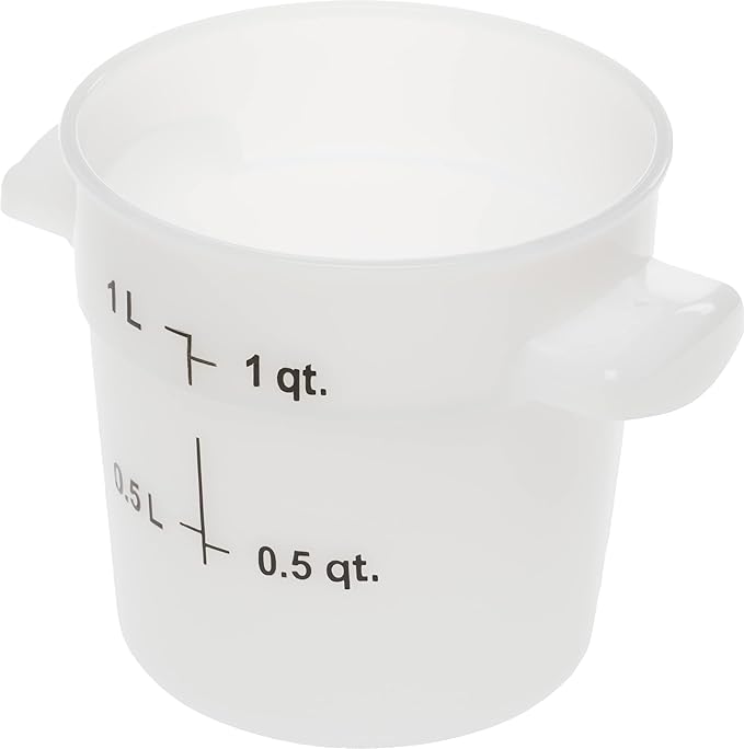 Carlisle FoodService Products Storplus Round Food Storage Container with Stackable Design for Catering Buffets Restaurants Polyethylene (Pe) 1 Quart White