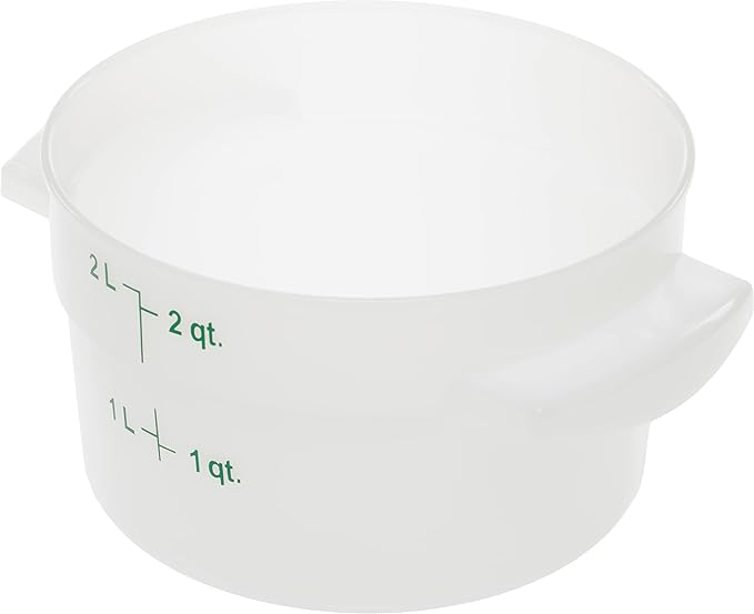 Carlisle FoodService Products Storplus Round Food Storage Container with Stackable Design for Catering Buffets Restaurants Polyethylene (Pe) 2 Quart White