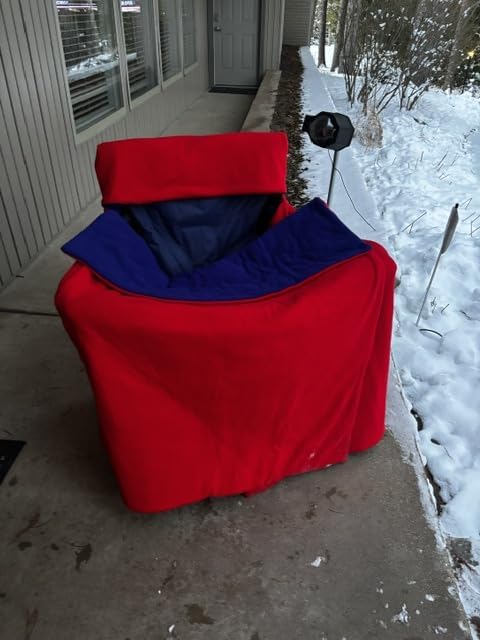 Insulated Sideline Blanket Insulated Polar Fleece and Fully Enclosed Chair Blanket for Camping and Outdoor Sports Events (Red and Blue Polar Fleece Reversible)