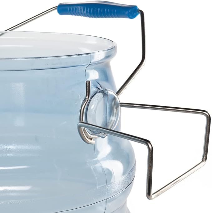 San Jamar Saf-T-Ice Plastic Ice Tote Ice Bucket with Drying and Storage Hook for Restaurants Bars Catering Events Buffets 6 Gallons Blue