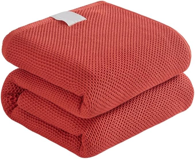 Bnitoam 100% Cotton Waffle Weave Blanket for Bed Couch Sofa 40x60 Soft Breathable Cooling Cellular Blanket Lightweight All Season Machine Washable Red (Red 40x60)