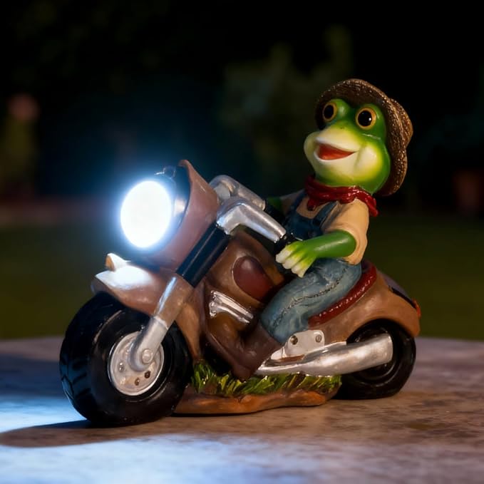 Solar Frog Motorcycle Statue Light - Outdoor Garden Decor Resin Frog Figurine Riding Vintage Ornament for Patio Yard Lawn Pathway - Funny Birthday Housewarming Gift for Mom Dad Grandmother Friends