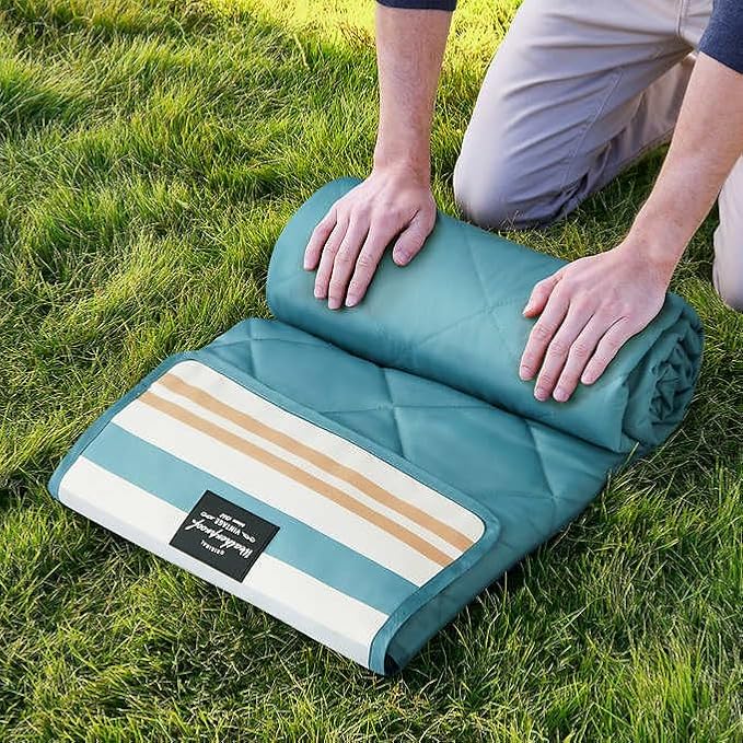 Weatherproof Vintage Outdoor Blanket (60in x 72in) - Portable Picnic Blankets Waterproof Foldable &amp Beach Blanket Waterproof Sandproof with Carry Strap Camping Blanket - Foldable Waterproof (Stri
