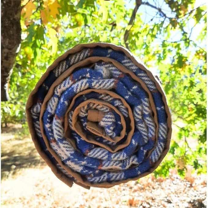 Canvas Camp Blanket – Waterproof Outdoor Blanket Waxed Canvas with Water Repellent Backing Bushcraft &amp Campfire Friendly Ideal for Camping Hiking Beach Picnic &amp Festivals (Blue/White Re