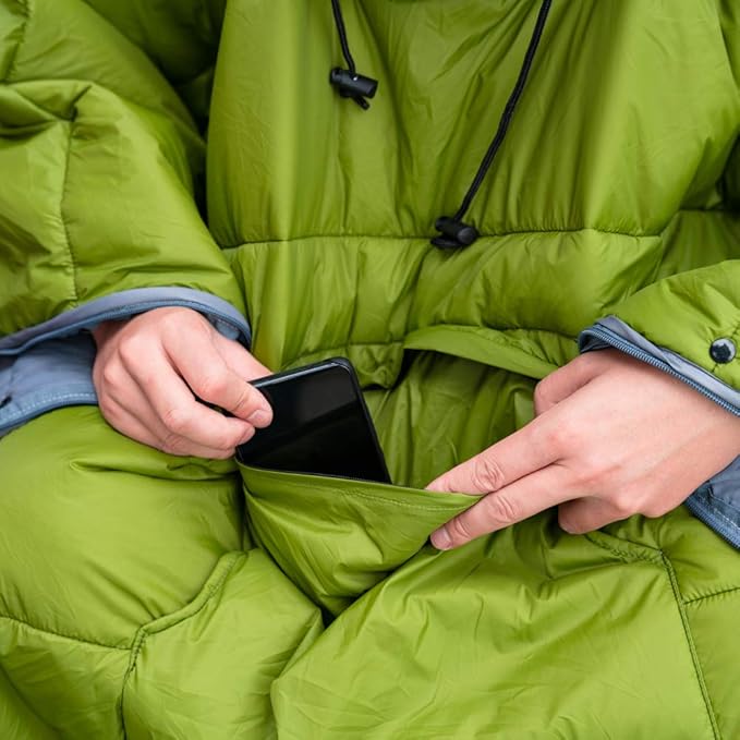 Gaorui Winter Poncho Coat Outdoor Camping Warmth Small Quilt Blanket Water-resisitant Sleeping Bag Cloak Cape with Hat for Adult (Blue)
