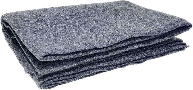 Vakly Emergency Throw Blanket 80 x 40 in (2 Pack) – Disposable Fleece Survival Blanket for Travel Camping Car Emergency Kit Outdoor Use &amp Homeless Shelters Gray