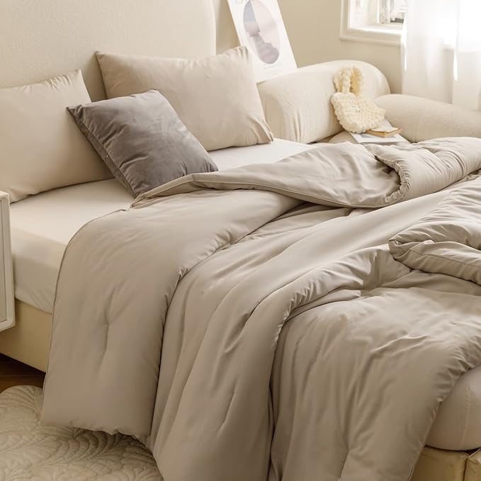 ROSGONIA Oversized Queen Comforter Oatmeal 3pcs (1 Comforter &amp 2 Pillowcases) Lightweight Oversized Queen Comforter Sets Bedding Blanket Quilts