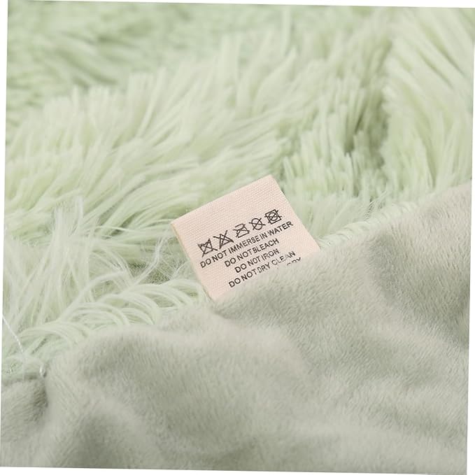 Mobestech Plush Throw Blanket Soft Solid Color Fleece Blanket Mint Green for Cozy Home Use Lightweight and Warm for Winter Camping and