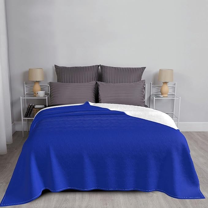 Royal Blue Soft Fleece Blanket 60 * 50 inch Soft Sofa Blanket Suitable for Sofa Camping Travel Night Cover Blanket