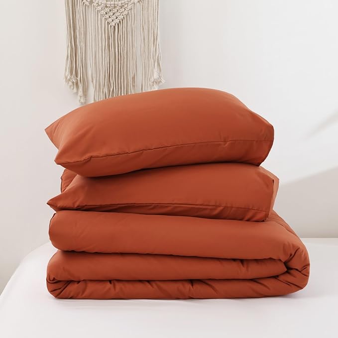 ROSGONIA Oversized King Comforter 128x120 3pcs Super King Plus (1 Burnt Orange Comforter &amp 2 Pillowcases Lightweight Bedding Set Quilt