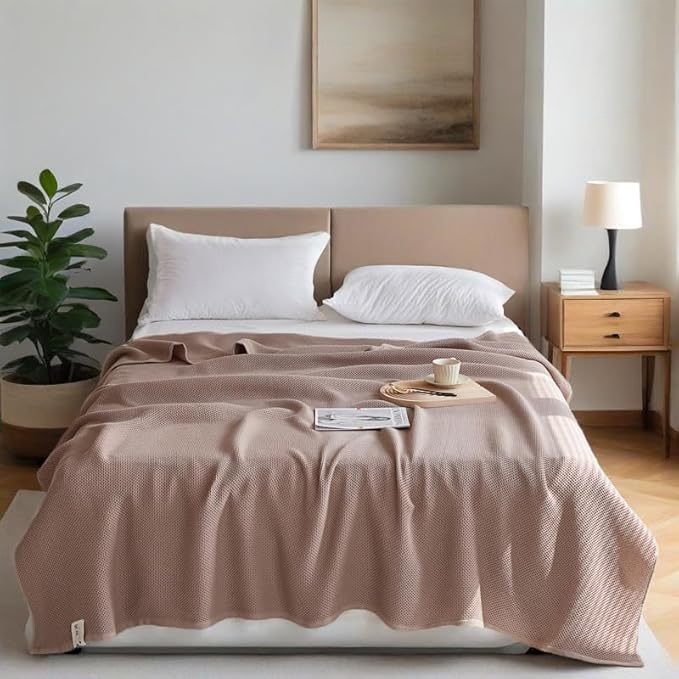 Bnitoam 100% Cotton Waffle Weave Blanket for Bed Couch Sofa 40x60 Ultra Soft Breathable Cooling Cellular Blanket Lightweight All Season Machine Washable (Taupe 40x60)