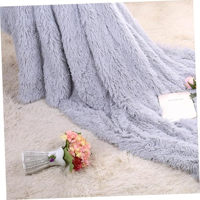 STOBAZA Plush Fleece Throw Blanket Soft Warm Solid Color Blanket for Home Winter Camping Lightweight in Light Grey