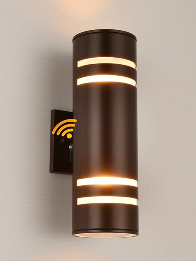 Housen Solutions Dusk to Dawn Outdoor Wall Lights IP65 Waterproof Exterior Lighting Fixtures Aluminum Outdoor Lights Fixture for Porch Patio Oil Rubbed Bronze