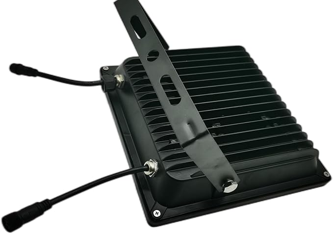 RGB Flood Lights30W high Power WS2811 Full Color Smart Flood Light RGB addressable LED Pixel floodlight DC12-24VIP66Waterproof (1PCS-WS2811-30W Black)