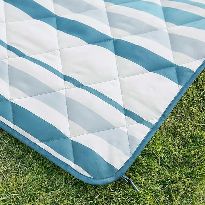 Weatherproof Vintage Outdoor Blanket (60in x 72in) - Portable Picnic Blankets Waterproof Foldable &amp Beach Blanket Waterproof Sandproof with Carry Strap Camping Blanket - Foldable Waterproof (Stri