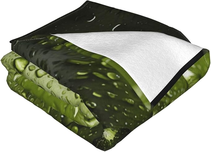 Green Fruit 50x40 Printed Soft Fleece Blanket for Sofa Bed and Camping - Cozy Blanket for Travel Picnics Nighttime Use
