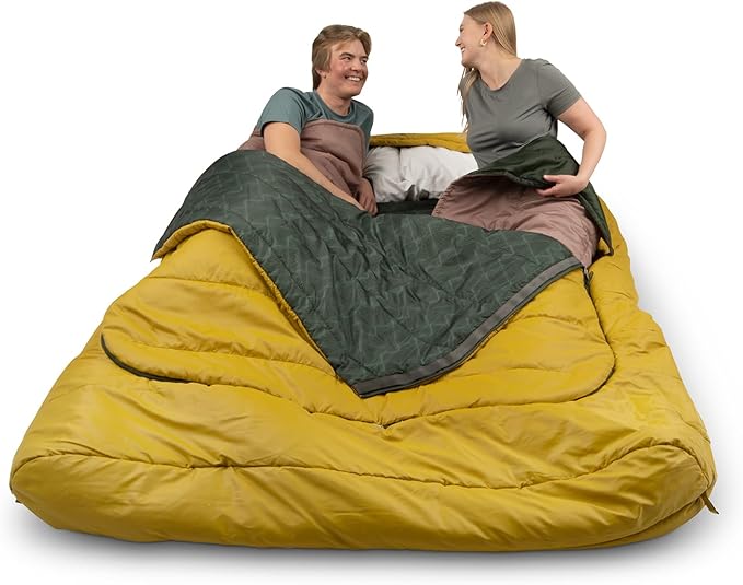 Kelty Tru.Comfort Doublewide 20 Degree Sleeping Bag – Two Person Synthetic Camping Sleeping Bag for Couples &amp Family Camping