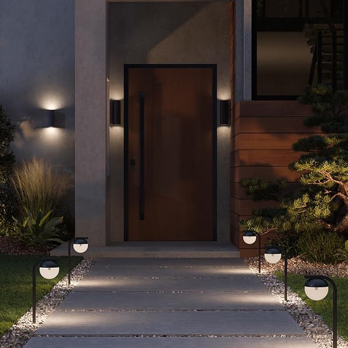 Hinkley Silo Small Outdoor Integrated LED Up/Down Wall Lantern Rust and Corrosion-Resistant Dark Sky Compliant Black