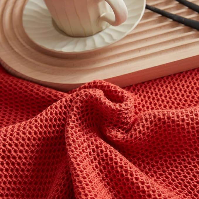 Bnitoam 100% Cotton Waffle Weave Blanket for Bed Couch Sofa 40x60 Soft Breathable Cooling Cellular Blanket Lightweight All Season Machine Washable Red (Red 40x60)