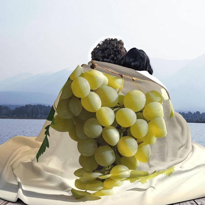 Green Grapes Soft Fleece Blanket 60 * 50 inch Soft Sofa Blanket Suitable for Sofa Camping Travel Night Cover Blanket