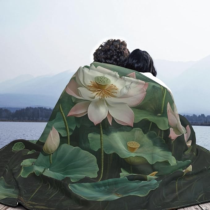 Lotus Leaf Soft Fleece Blanket 60 * 50 inch Soft Sofa Blanket Suitable for Sofa Camping Travel Night Cover Blanket