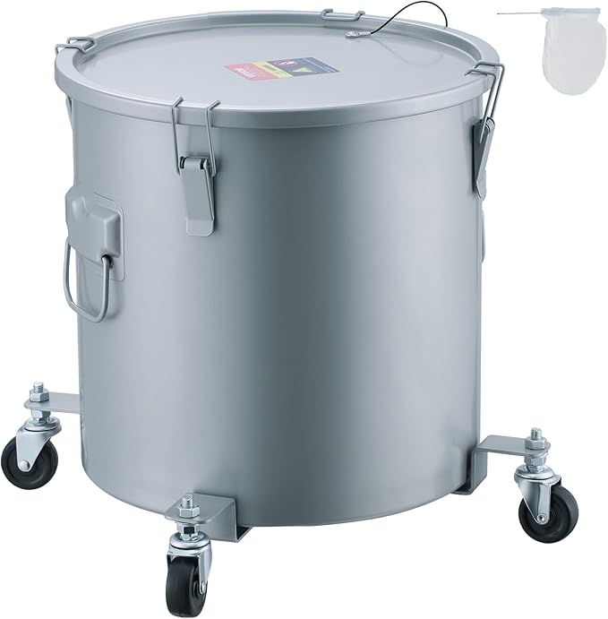 VEVOR Fryer Grease Bucket 8 Gal Oil Disposal Caddy with Caster Base Carbon Steel with Rust-Proof Coating Oil Transport Container with Lid Lock Clips Filter Bag for Hot Cooking Oil Filtering