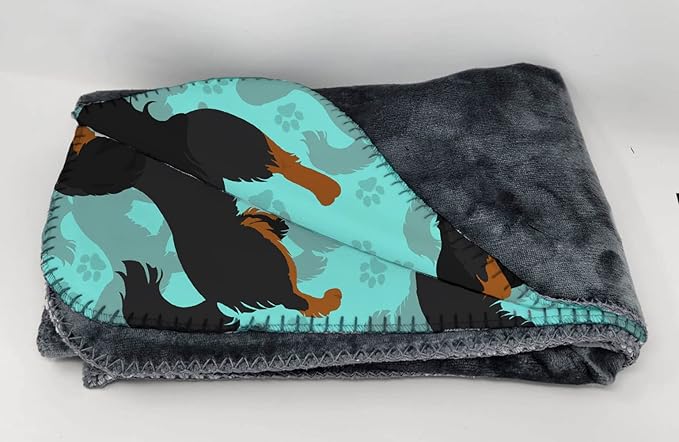Caroline's Treasures MLM1038TBLT Black and Tan Cavalier King Charles Spaniel Soft Travel Blanket with Bag Airplane Blanket Indoor Outdoor Camping Blanket for Traveling Picnics Beach Trips Concerts