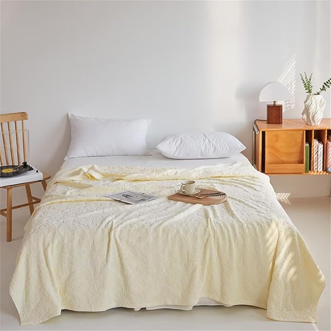 Towel Blanket Duvet Blanket 60x80'' Duvet Cover for Weighted Blanket Warm Cozy Lightweight Cotton Quilt Throws Air Conditioned Blankets for All Seasons Traveling Camping Picnic Beach Cream