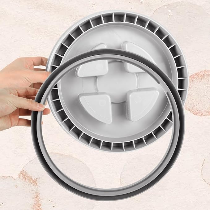 4 Pieces 5 Gallon Gamma Seal Lids Food Grade Leak-Proof Buckets Lids Plastic Screw Pail Lid for Pet Food Storage Chicken Feeders Paint Storage Compatible with Gamma (White+Grey)
