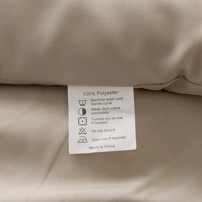 ROSGONIA Oversized Queen Comforter Oatmeal 3pcs (1 Comforter &amp 2 Pillowcases) Lightweight Oversized Queen Comforter Sets Bedding Blanket Quilts