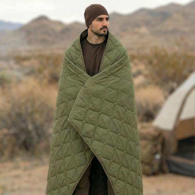 LOOGU Camo Blanket Waterproof Insulation Poncho Liner for Outdoor Camping Hiking Hunting Survival Backpacking Picnicking