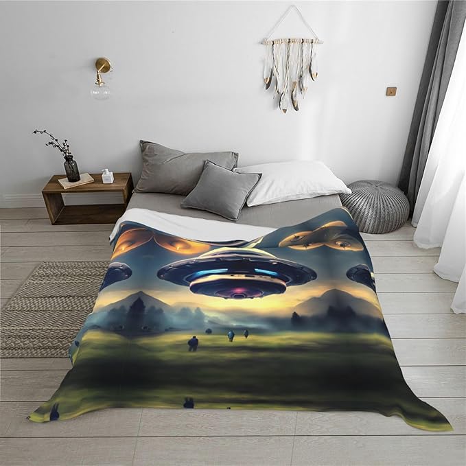 UFO Landing Blanket.Super Soft Flannel Blanket 80x60 inches 100% Polyester for Warmth Perfect for beds Sofas and Camping.