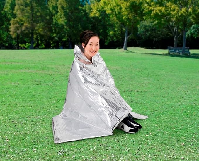 Vanguard Compact Blanket Thermal Windproof Waterproof Thin and Durable Portable Blanket Aluminum Sheet 39.4 x 70.9 inches (1000 x 1800 mm)