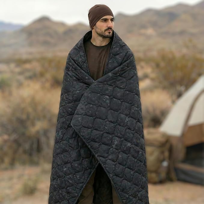 LOOGU Camo Blanket Waterproof Insulation Poncho Liner for Outdoor Camping Hiking Hunting Survival Backpacking Picnicking