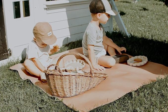 Uniklook Vegan Leather Reversible Multipurpose Paly mat Kids Infant Picnic Blanket - Waterproof Baby Splat mat for High Chair Sand Proof Beach Blanket Indoor Outdoor (Blanc Terra)