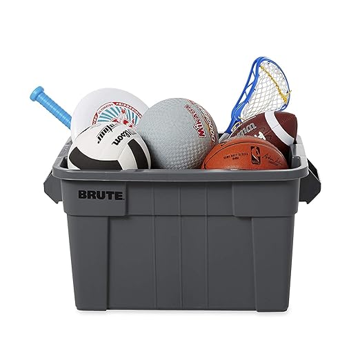 Rubbermaid Commercial Products BRUTE Tote Storage Bin with Lid 14-Gallon White Rugged/Reusable Boxes for Moving/Camping/Garage/Basement Storage Pack of 6