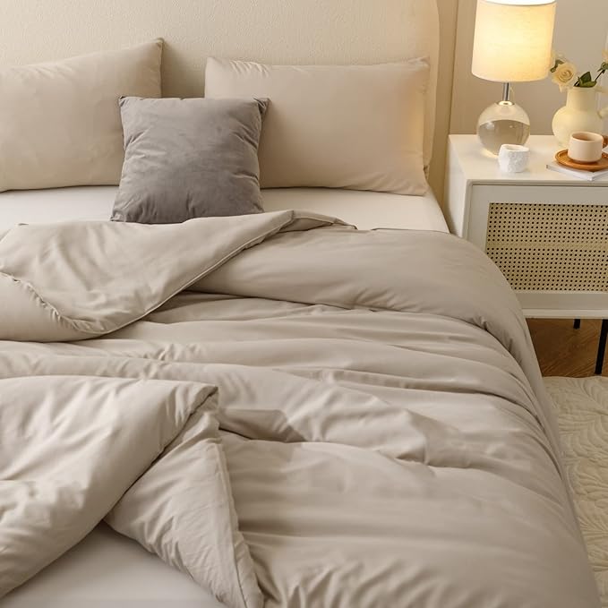 ROSGONIA Oversized Queen Comforter Oatmeal 3pcs (1 Comforter &amp 2 Pillowcases) Lightweight Oversized Queen Comforter Sets Bedding Blanket Quilts