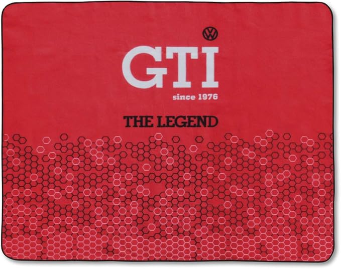 BRISA VW Collection - Volkswagen Picnic Cuddle Throw Blanket GTI (GTI The Legend/Red/200x150cm/59x78.7 in.)