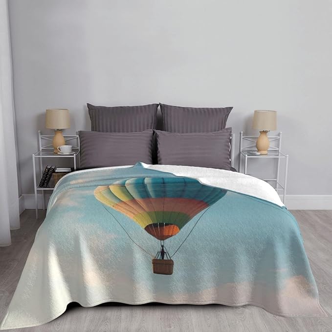 Hot air Balloon Flying high Soft Fleece Blanket 60 * 50 inch Soft Sofa Blanket Suitable for Sofa Camping Travel Night Cover Blanket