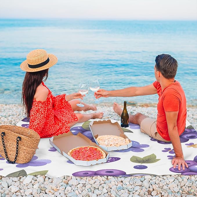 Waterproof Sandproof Beach Blanket 59''×68'' Fruit Blueberries Polyester Outdoor Picnic Blanket with 4 Stakes &amp Storage Bag for BeachCampingVacation White