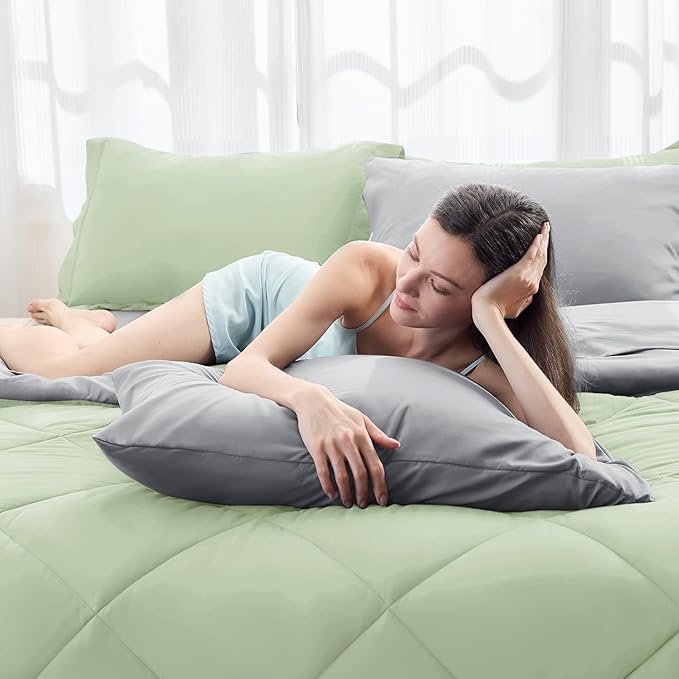 HEVUMYI Twin-XL Comforter Set - 5-Piece All Season Bed in a Bag Twin-XL Ultra Soft Bedding Set with Comforter Flat Sheet Fitted Sheet Pillowcases Pillow Shams Sage Green &amp Light Grey