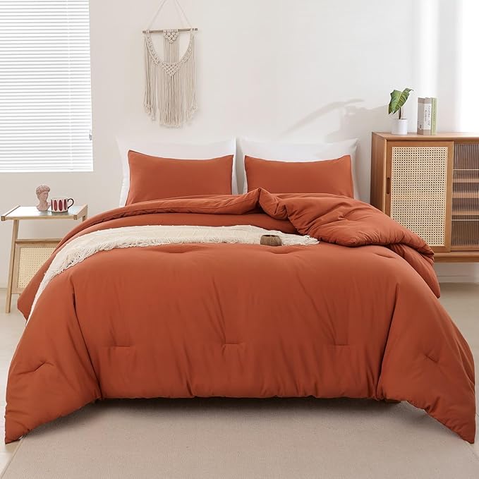 ROSGONIA King Size Comforter Set Burnt Orange3pcs(1 Terracotta Comforter &amp 2 Pillowcases) Lightweight Boho Rust Fall Bedding Blanket All Season Quilt