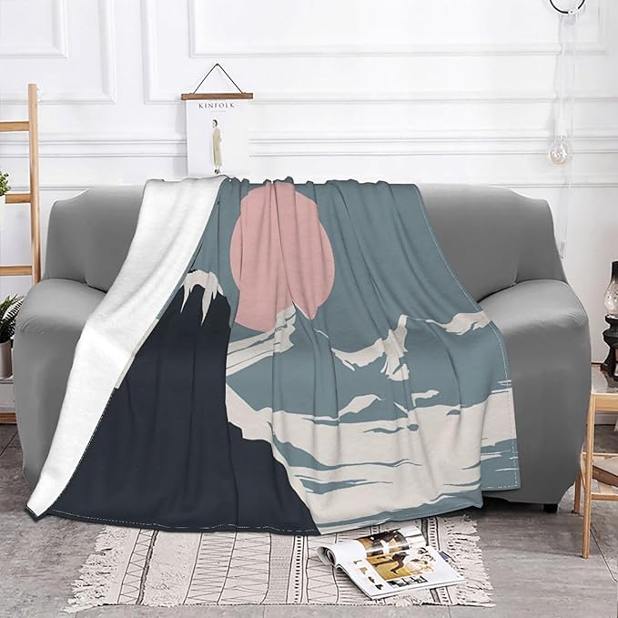 Glacier and Penguin Soft Fleece Blanket 60 * 50 inch Soft Sofa Blanket Suitable for Sofa Camping Travel Night Cover Blanket
