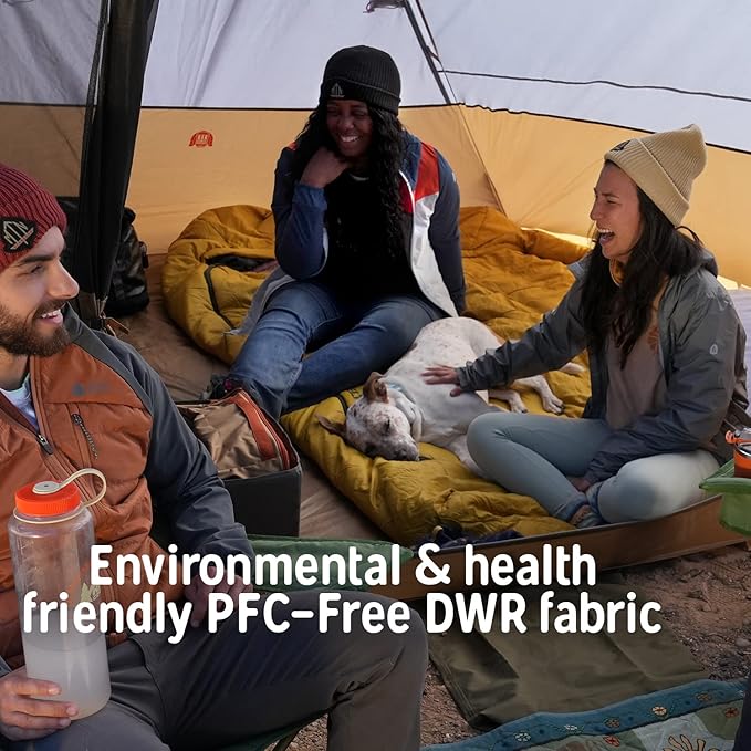 Kelty Tru.Comfort Doublewide 20 Degree Sleeping Bag – Two Person Synthetic Camping Sleeping Bag for Couples &amp Family Camping