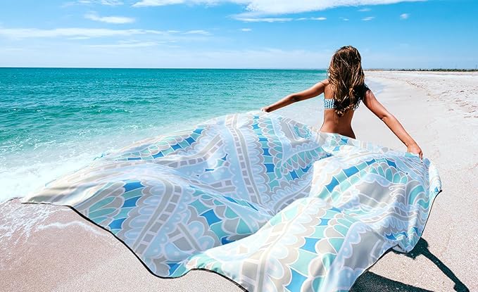 Beach Blanket Waterproof Sandproof Extra Large Beach Mat 79 X 83/120x108for 1-8 Adults Quick Drying Durable Outdoor Picnic Mat for Beach Travel Camping Hiking