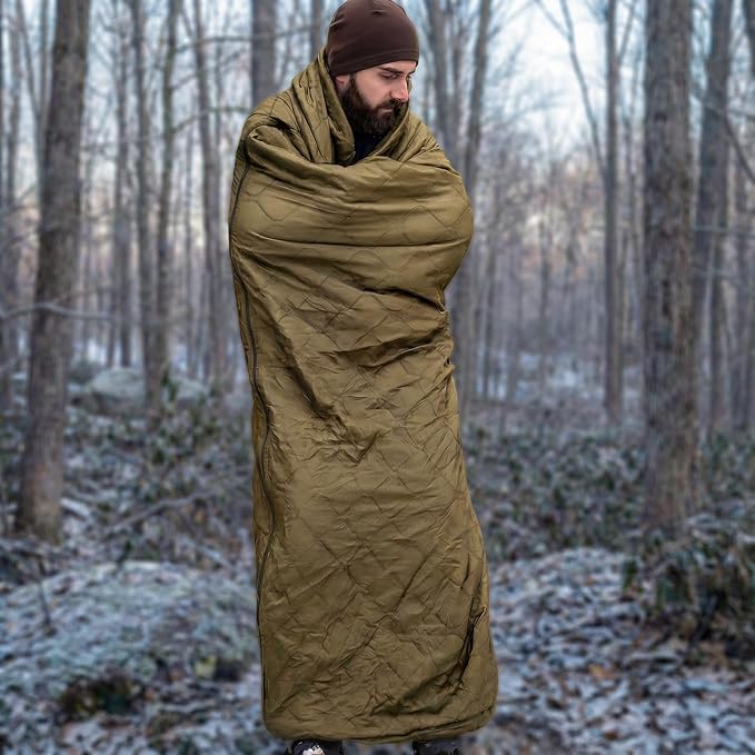 LOOGU Camo Blanket Waterproof Insulation Poncho Liner for Outdoor Camping Hiking Hunting Survival Backpacking Picnicking