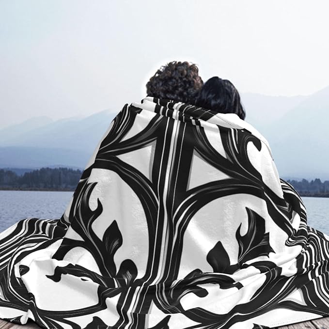 Fence Pattern 80x60 Printed Soft Fleece Blanket for Sofa Bed and Camping - Cozy Blanket for Travel Picnics Nighttime Use