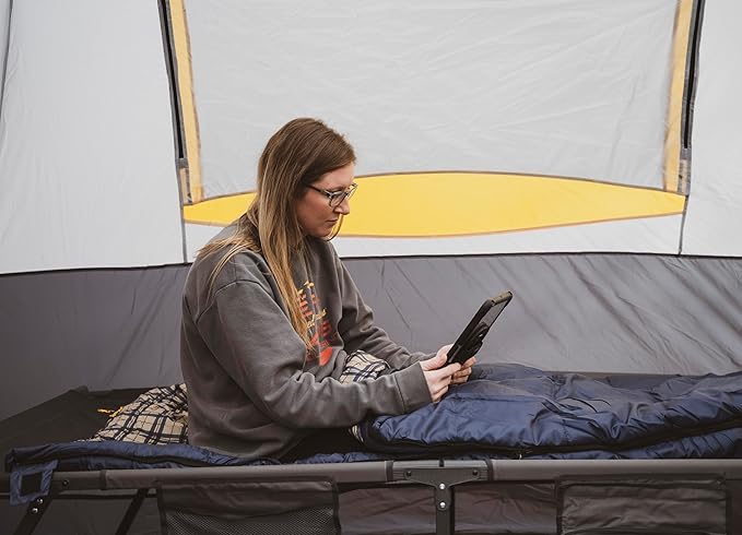 Browning Voyager 20° Rectangular Sleeping Bag – Cold Weather Camping Sleeping Bag with TechLoft Silver Insulation Water-Resistant Shell &amp Stuff Sack for Camping RV &amp Outdoor Travel