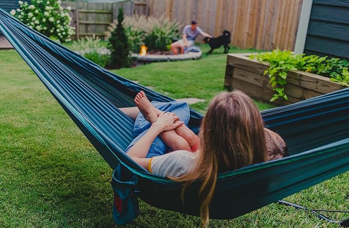 Grand Trunk TrunkTech Single Hammock | Lightweight Ripstop Nylon Camping &amp Travel Hammock 11 ft 500 lb Capacity Includes Carabiners | Red with Navy Trim
